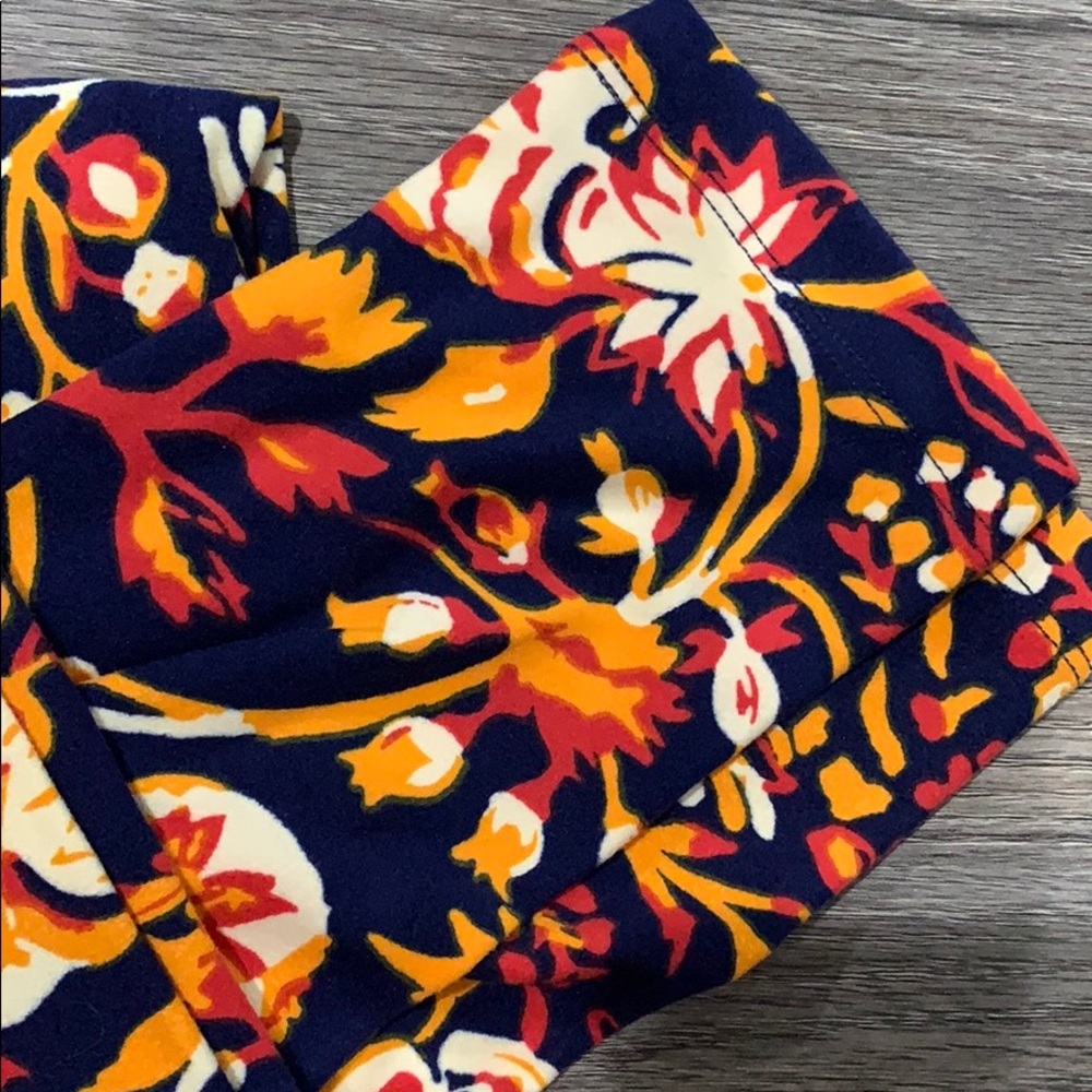 ✨{NEW) LuLaRoe ‘Vibrant & Colorful’ 🎨 Leggings✨
